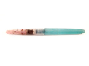 Kuretake Water Brush Pen, medium